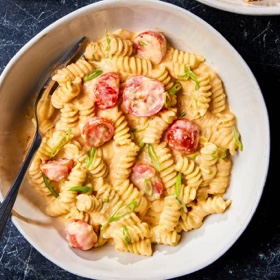 Creamy, Spicy Rotini and Red Lentils with Tomatoes and Goat Cheese