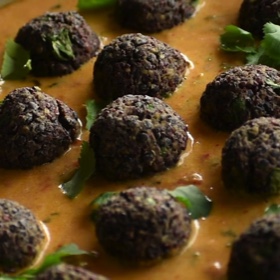 Vegan Lentil Meatballs with Coconut Curry Sauce