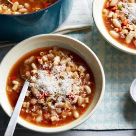 Pasta and Beans: Pasta E Fagioli