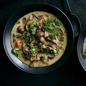 Slow Cooker Mushroom and Wild Rice Soup