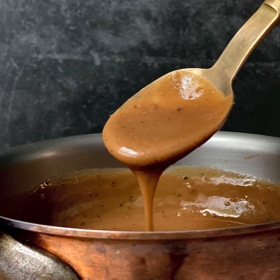 Make Ahead Thanksgiving Gravy