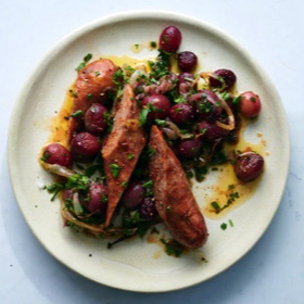 Roasted Sausages with Grapes and Onions
