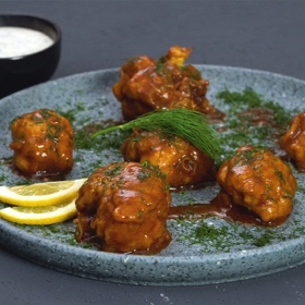 Tom Yum Cauliflower Poppers with Aioli Dip