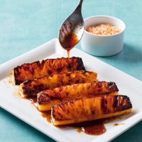 Toaster-Oven Rum-Glazed Roasted Pineapple