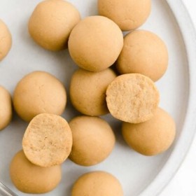 Peanut Butter Protein Balls