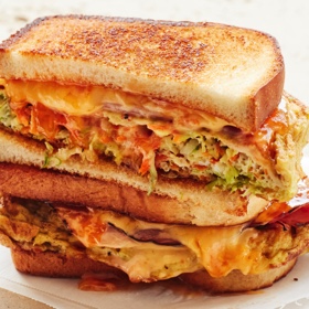 Gilgeori Toast (Korean Street Toast with Cabbage and Egg)