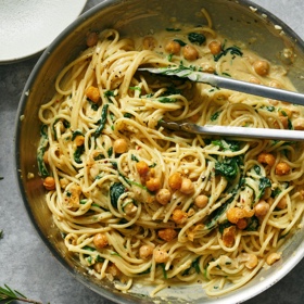 Creamy Chickpea Pasta with Spinach and Rosemary