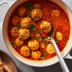 Chicken Kofta in Tomato Gravy