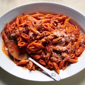 Penne Al Baffo (Creamy Tomato-Ham Pasta)