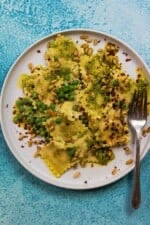 10-Minute Creamy Pesto Ravioli