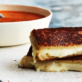 Quick Tomato Soup with Grilled Cheese