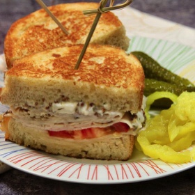 Tangy Turkey and Swiss Sandwiches