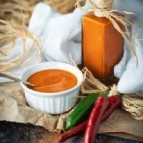 CHILI PEPPER AND JALAPEÑO HOT SAUCE